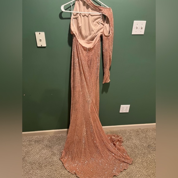 Coral sequence dress - Picture 1 of 2